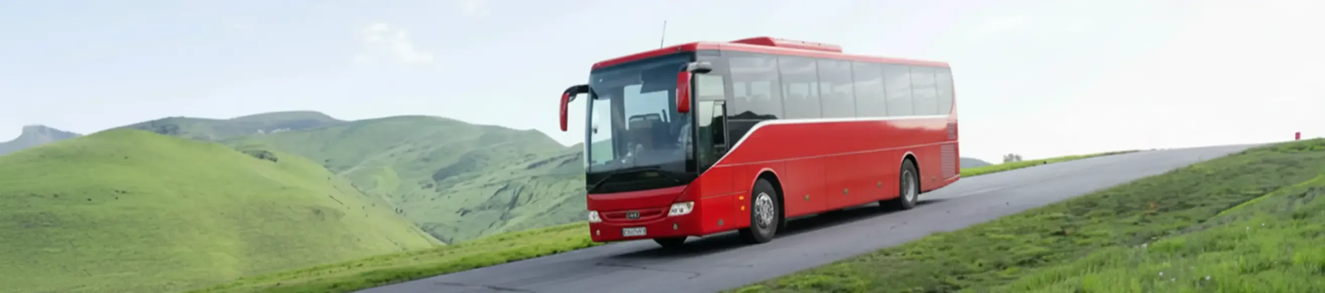 bus sur la route